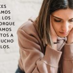 Frases de decepción de amigas: palabras que expresan el dolor de una traición