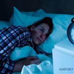 ¿Sufres de insomnio? Descubre por qué tienes sueño pero no puedes dormir y cómo solucionarlo